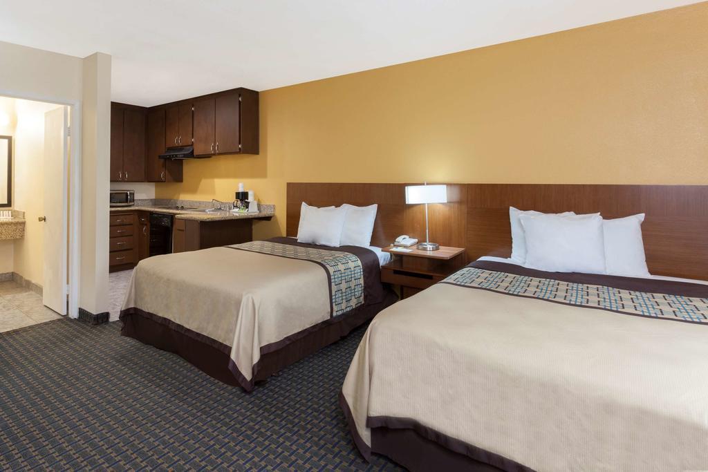 Rodeway Inn San Diego Near Sdsu Экстерьер фото